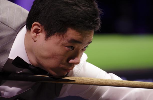 了他依旧具 了他依旧具